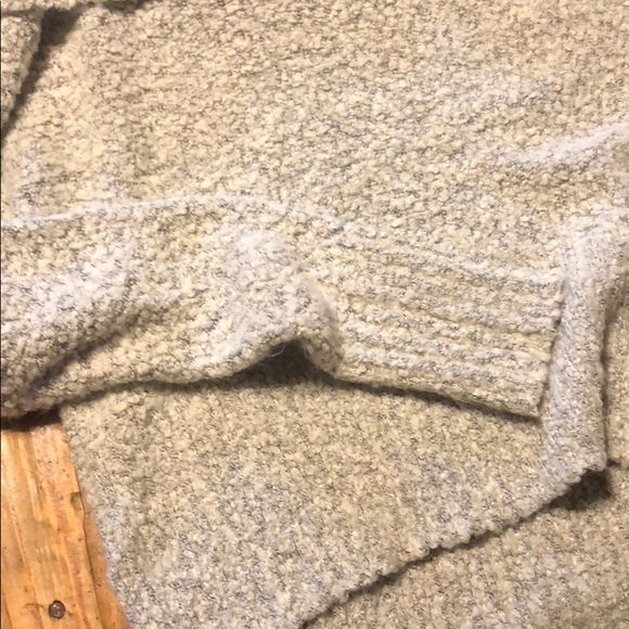 Sweater - Picture 3 of 3